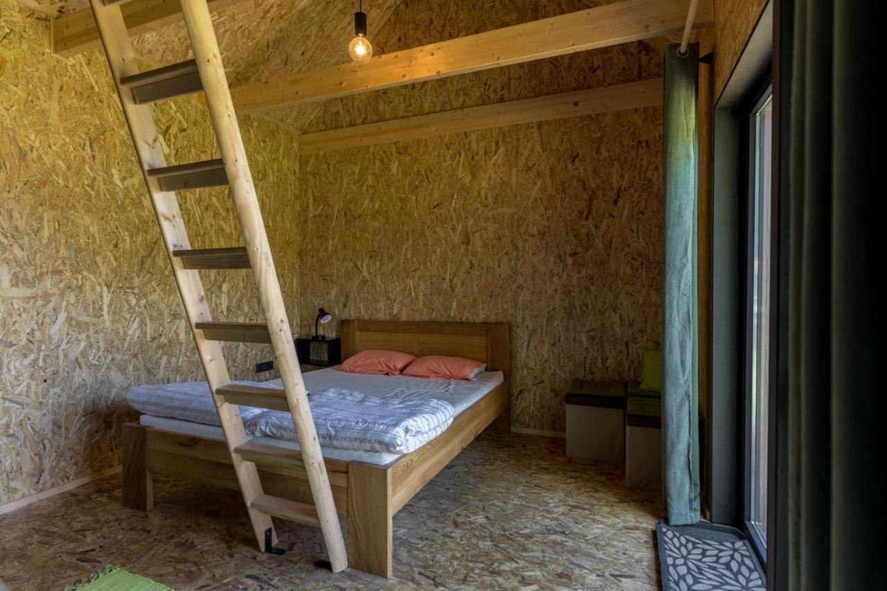 Horse Glamping Park Hotel Cirkovce Buitenkant foto
