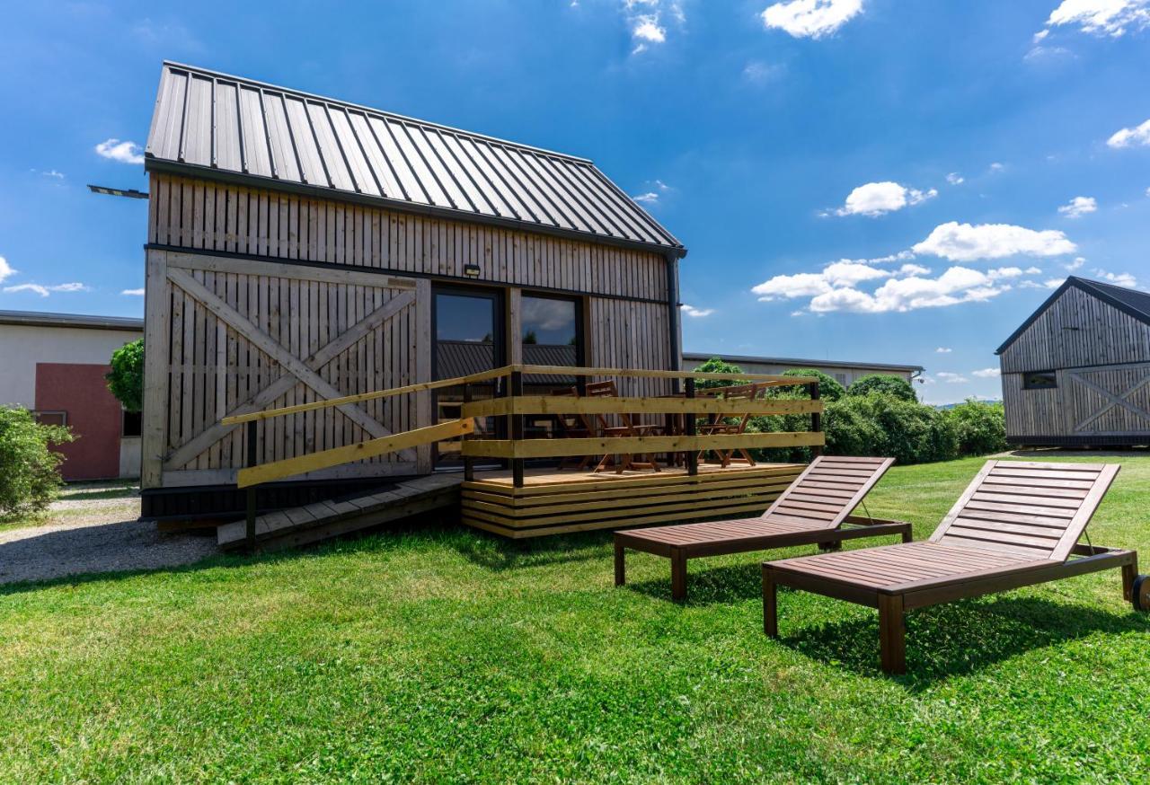 Horse Glamping Park Hotel Cirkovce Buitenkant foto