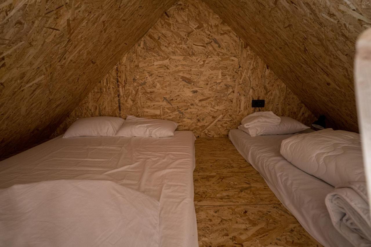 Horse Glamping Park Hotel Cirkovce Buitenkant foto